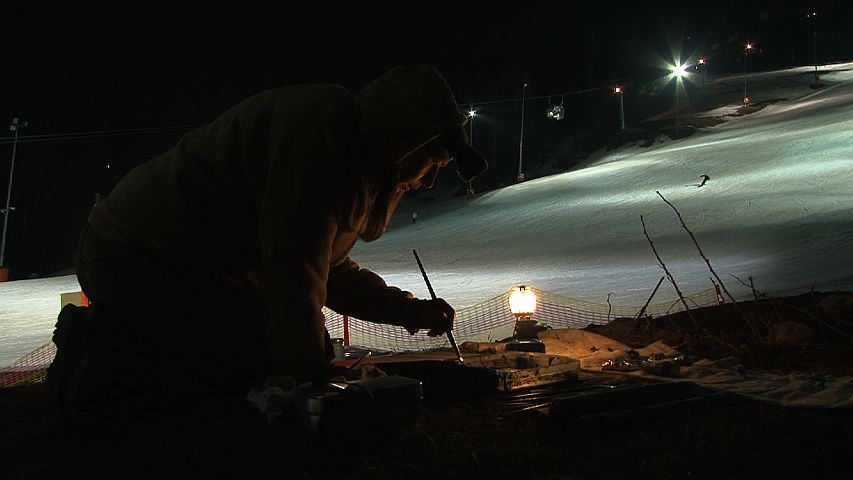 Silke Silkeborg paints Nachtpiste at Semmering, Lower Austria